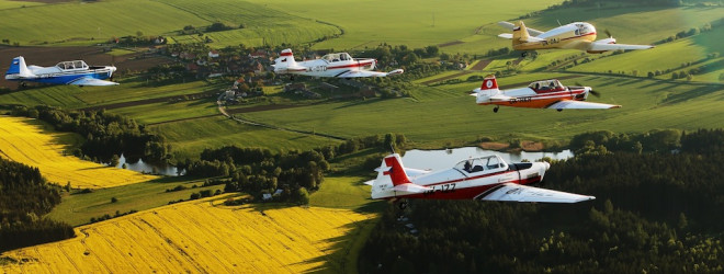 skupina historických letadel - vedoucí Aero 145 a 4x Zlín trener